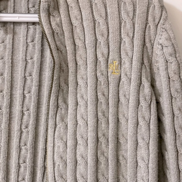 Zip up Sweater - Picture 2 of 3